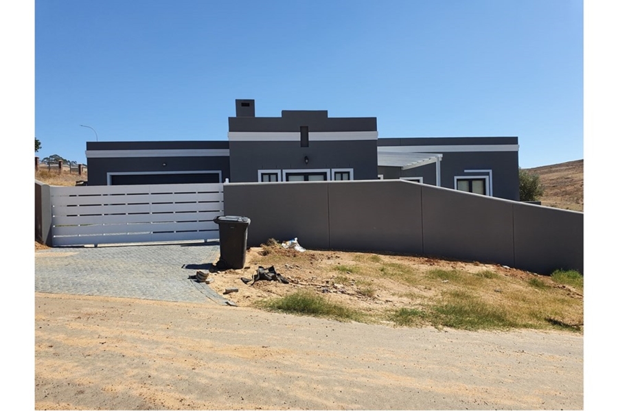 3 Bedroom Property for Sale in Glen Lilly Western Cape